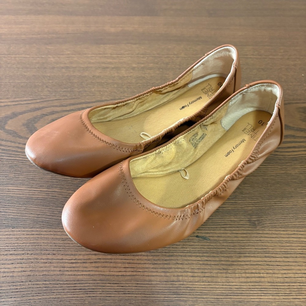 Time and Tru Ballet Flats Womens 10 Tan Excellent Memory Foam Slip On Shoes - Picture 9 of 10